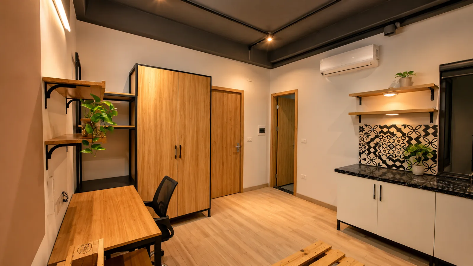 P202 · AOM Home 1